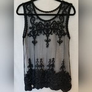 Elegant Black Lace Embroidery Sleeveless Tunic. Size L